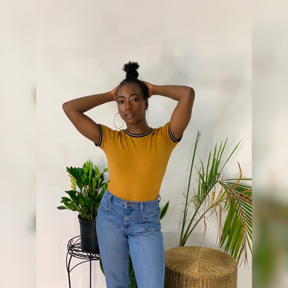 Yellow ribbed shirt